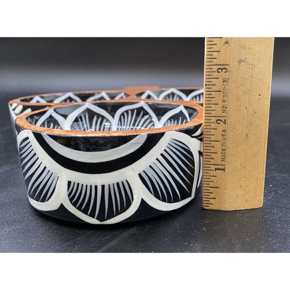 Hand Painted Puerto Vallarta Floral Mexican Folk Art Wooden 3 Section Nut Bowl - Picture 9 of 12